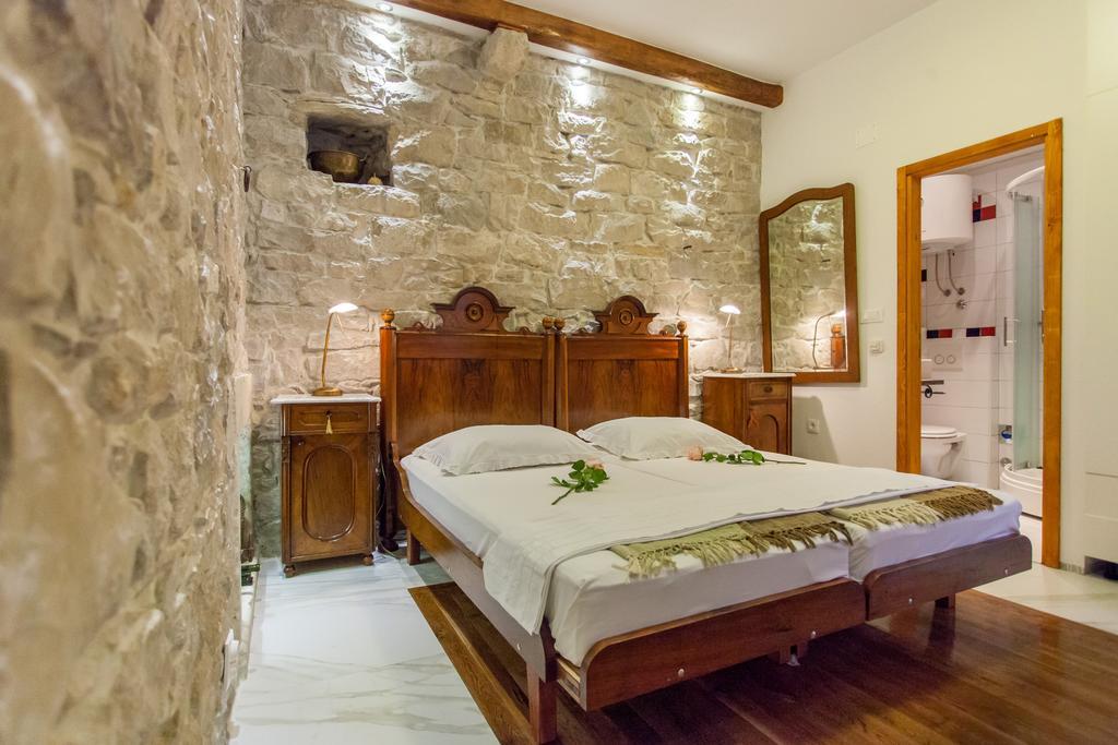 Studios Balic Lux Split Room photo