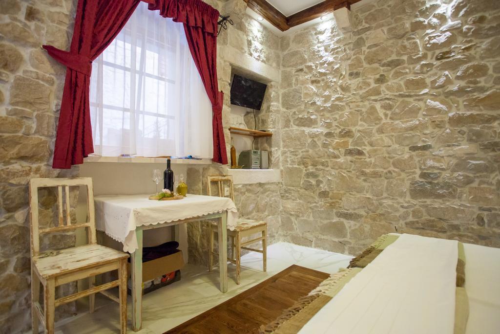 Studios Balic Lux Split Room photo